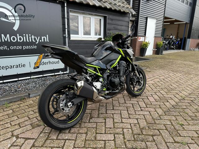 kawasaki - z900