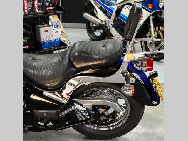 kawasaki - vn-800-classic