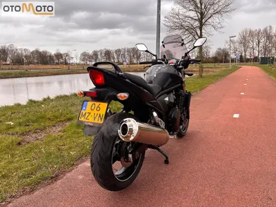 SUZUKI GSF 650 A – foto 3