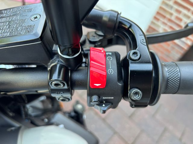yamaha - xsr-900
