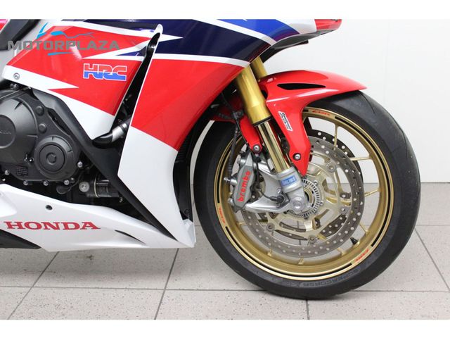 honda - cbr-1000-rr-fireblade-sp