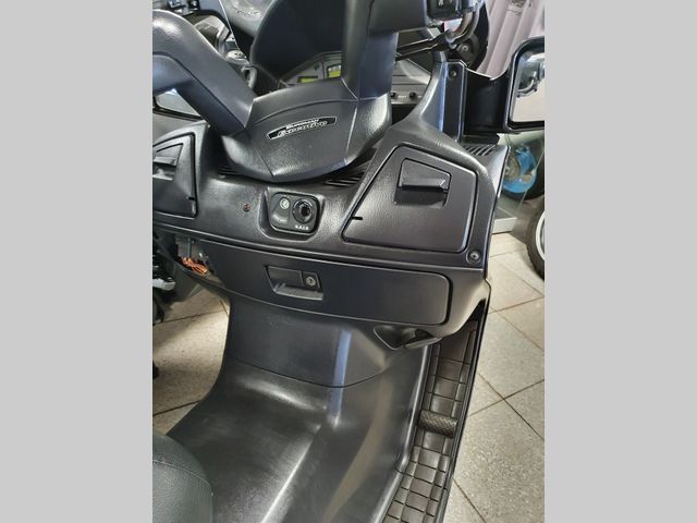 suzuki - burgman-650