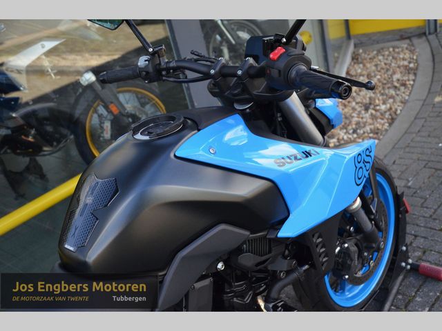 suzuki - gsx-8s