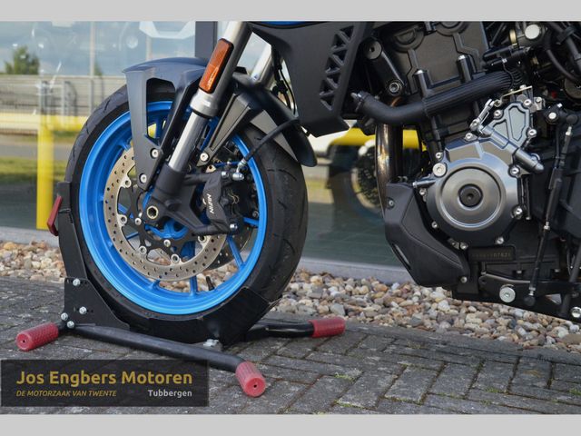 suzuki - gsx-8s