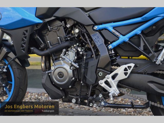 suzuki - gsx-8s