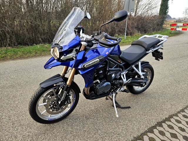 triumph - tiger-explorer