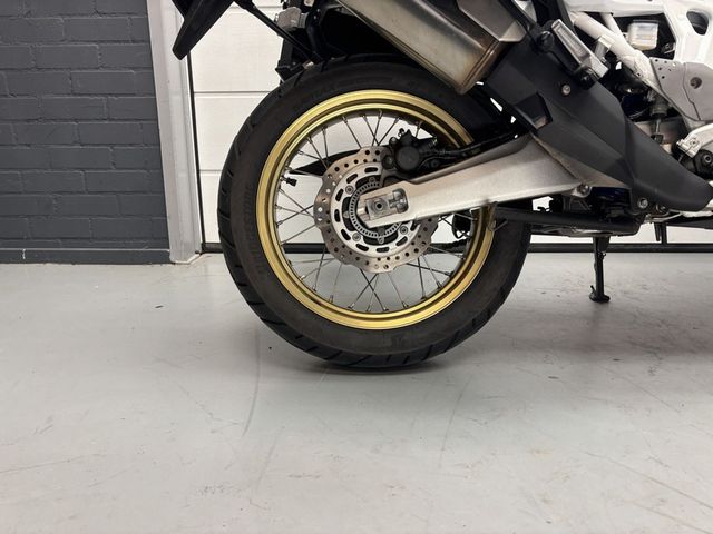 honda - crf-1000-l-africa-twin-adventure-sports