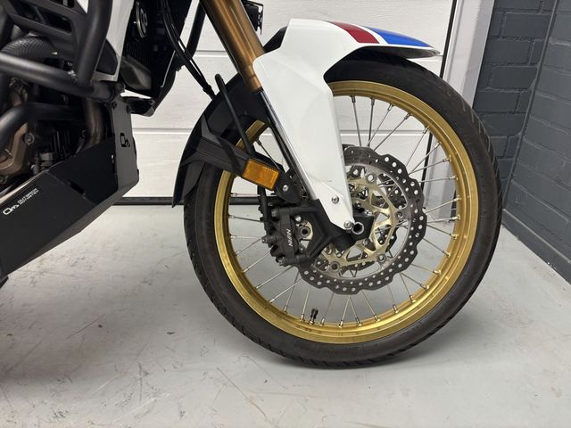 honda - crf-1000-l-africa-twin-adventure-sports