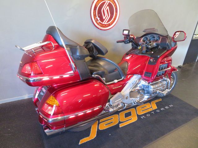 honda - gl-1800-goldwing