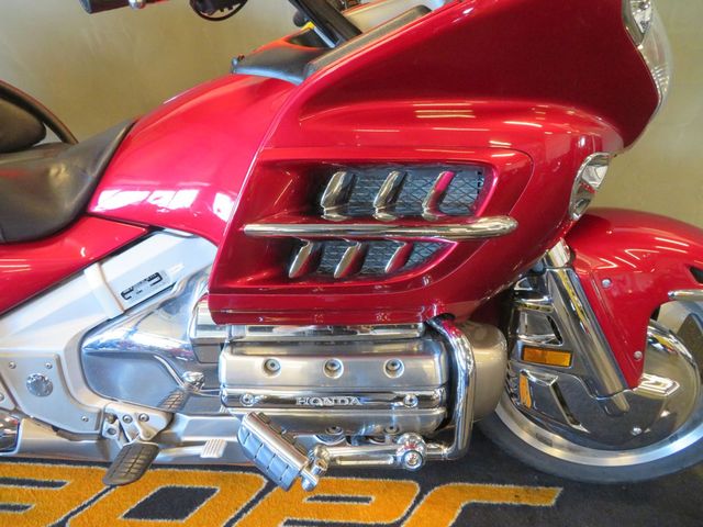 honda - gl-1800-goldwing