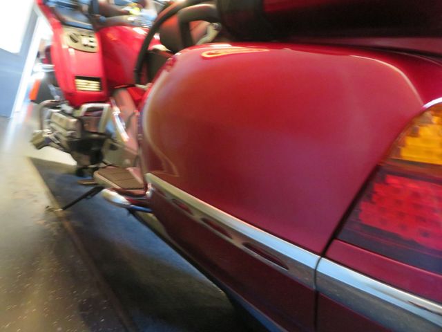 honda - gl-1800-goldwing