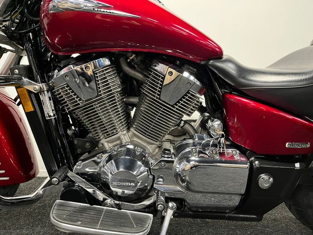 honda - vtx-1800