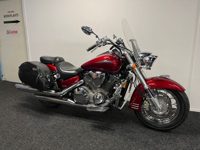 honda - vtx-1800