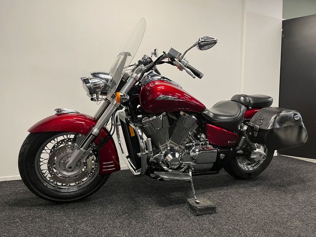 honda - vtx-1800
