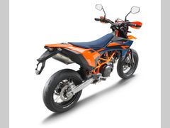 KTM 690 SMC R 2026 nieuw – foto 8 van 11