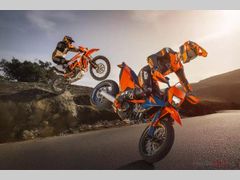 KTM 690 SMC R 2026 nieuw – foto 10 van 11
