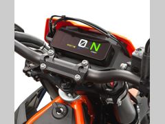 KTM 690 SMC R 2026 nieuw – foto 9 van 11