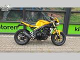 TRIUMPH SPEED TRIPLE 1050