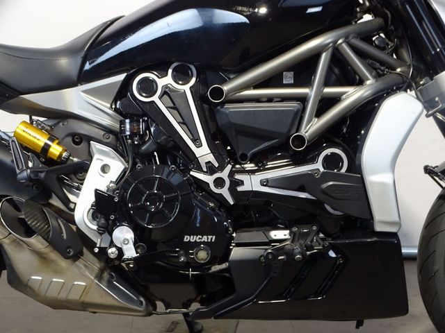 ducati - xdiavel-s