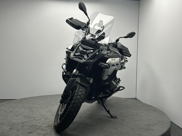 bmw - r-1300-gs-adventure