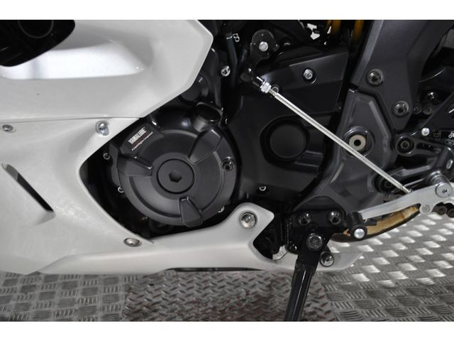 yamaha - r7