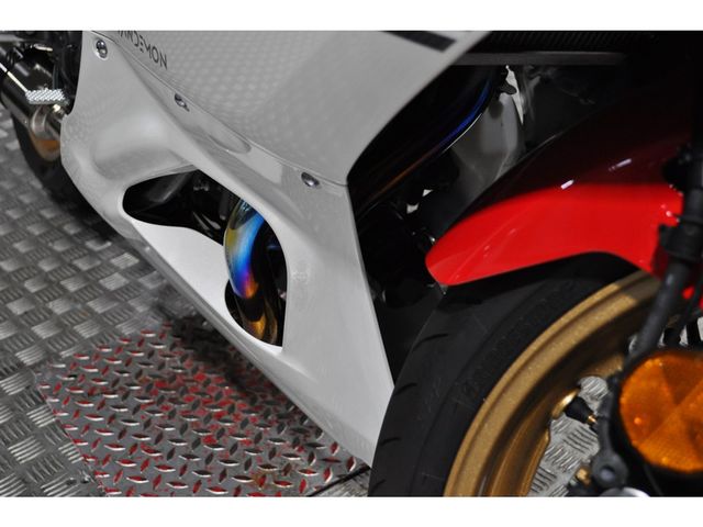 yamaha - r7