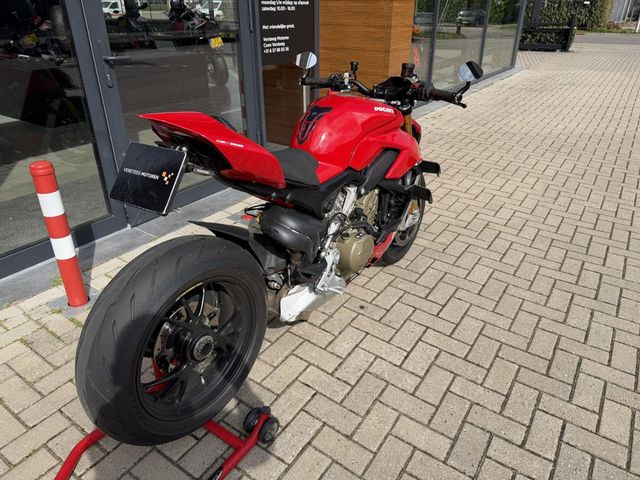 ducati - streetfighter-v4s