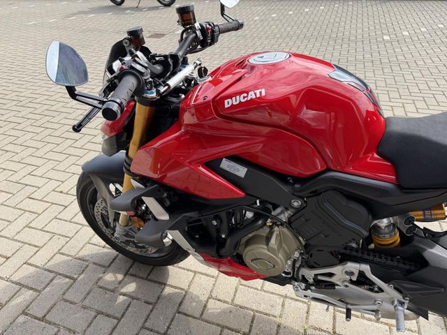ducati - streetfighter-v4s