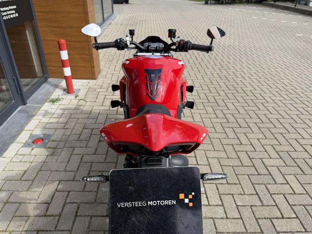 ducati - streetfighter-v4s