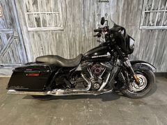 HARLEY-DAVIDSON STREET GLIDE