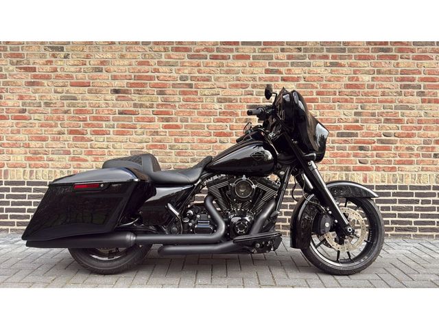 harley-davidson - cvo-street-glide