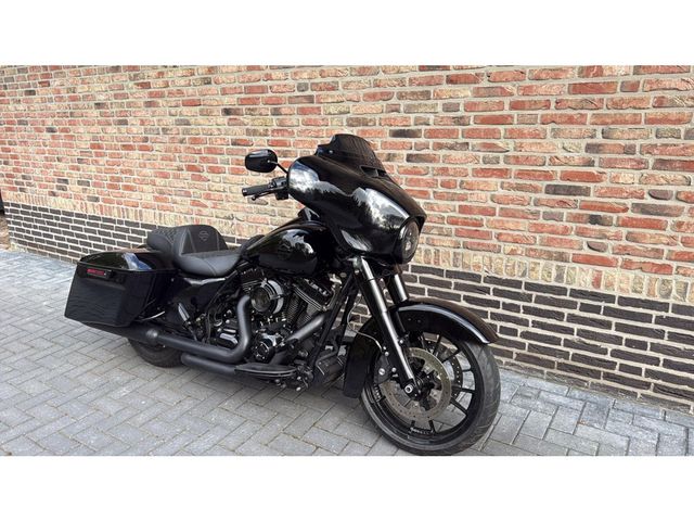 harley-davidson - cvo-street-glide