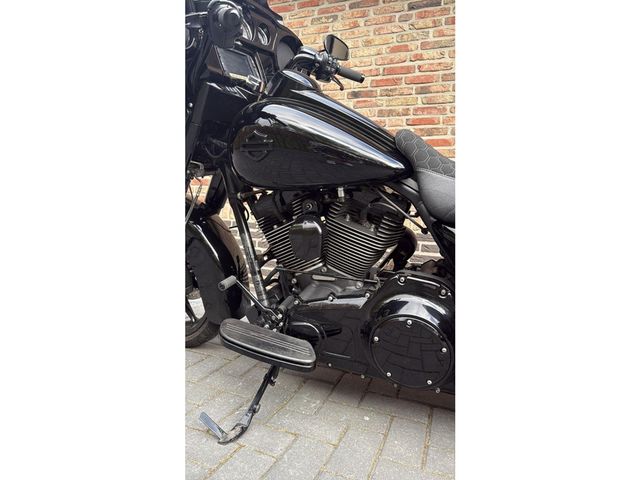harley-davidson - cvo-street-glide