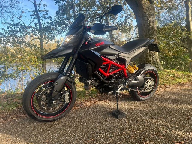 ducati - hypermotard-821