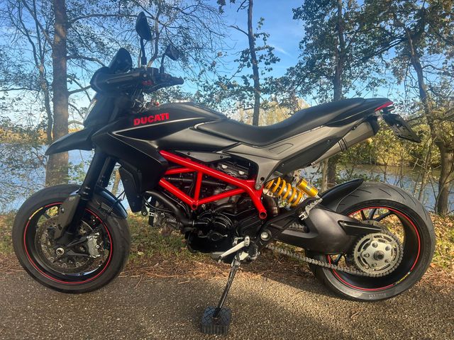 ducati - hypermotard-821