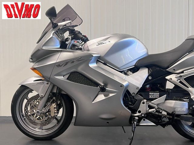 honda - vfr-800-fi-vtec-abs
