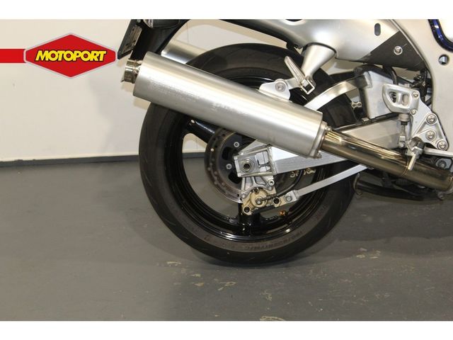 suzuki - gsx-r-1300-hayabusa