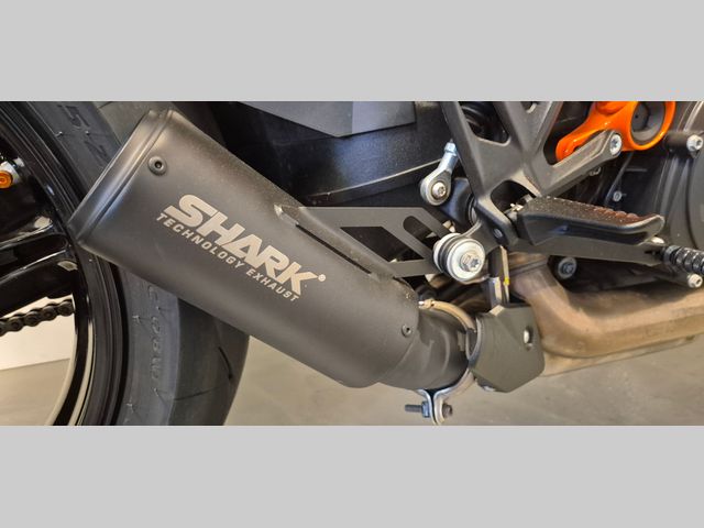 ktm - 1290-super-duke-r