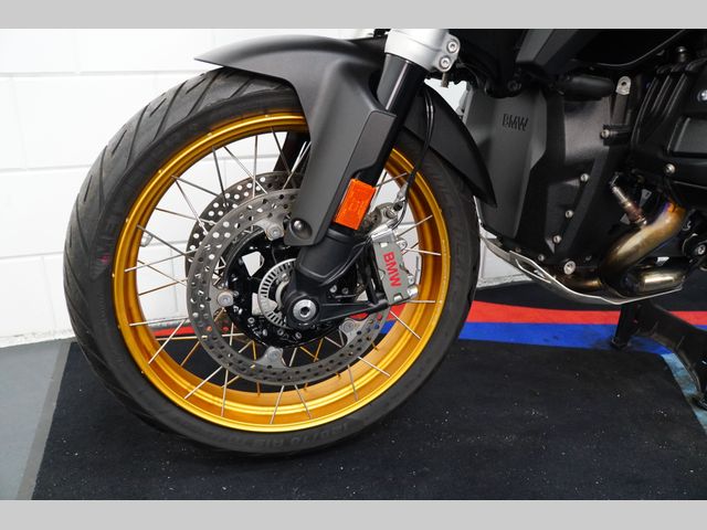 bmw - r-1300-gs-trophy