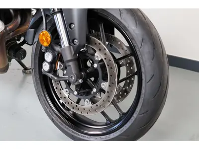 YAMAHA MT 07 Y-AMT – foto 3