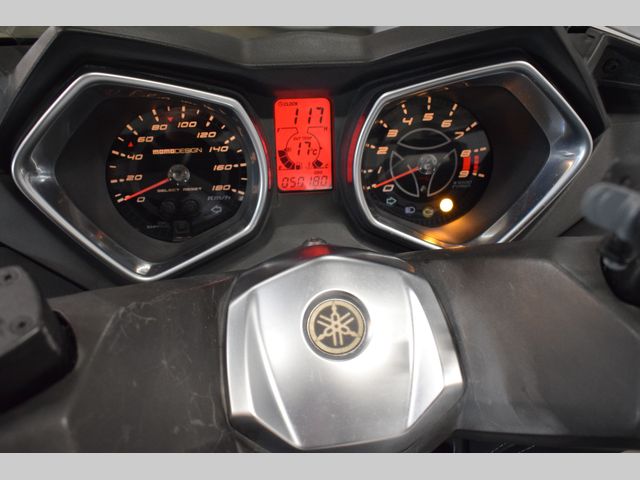 yamaha - x-max-400-momodesign