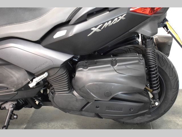 yamaha - x-max-400-momodesign