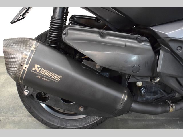 yamaha - x-max-400-momodesign