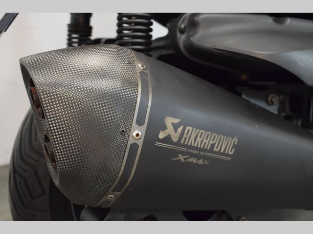 yamaha - x-max-400-momodesign