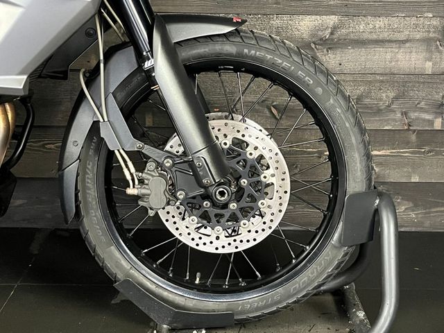 triumph - tiger-800-xcx