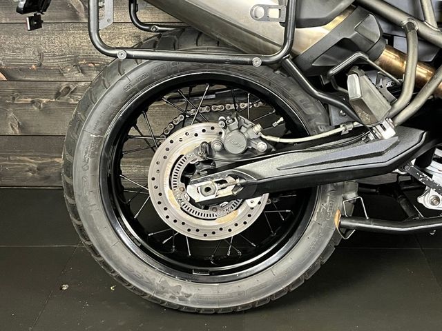 triumph - tiger-800-xcx