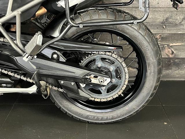 triumph - tiger-800-xcx