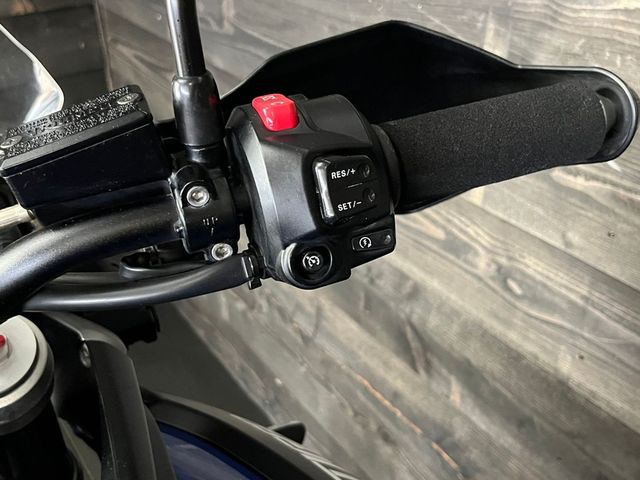 triumph - tiger-800-xcx