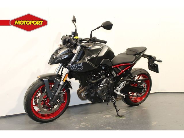 suzuki - gsx-8s