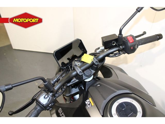 suzuki - gsx-8s
